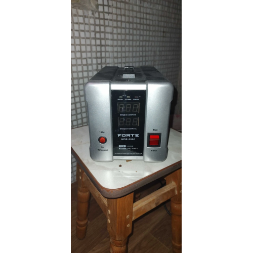 Стабілізатор напруги Forte HDR-2000