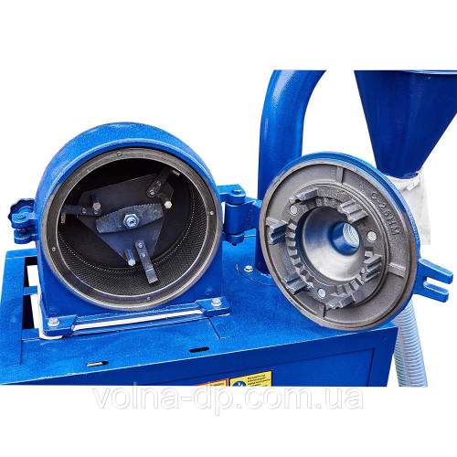 Кормоподрібнювач ДТЗ КР-30A з автоподачею Кормоподрібнювач ДТЗ КР-30A з автоподачею