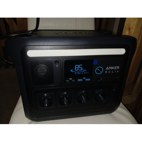 Портативна зарядна станція Anker Solix C1000, LiFePO4, 1056Wh, 1800W.