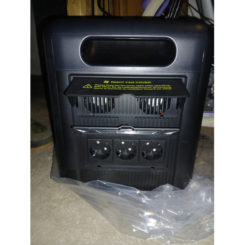 Портативна електростанція FOSSiBOT F2400 2048 Вт·год 2400 Вт LiFePO4