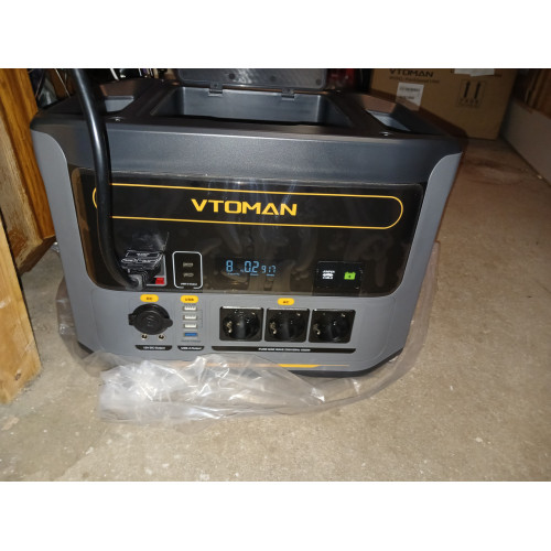 Портативна зарядна станція Vtoman FlashSpeed 1500 (1548 Вт/г) 1500W AC,MPPT,UPS,LiFePo4