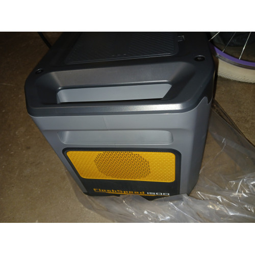 Портативна зарядна станція Vtoman FlashSpeed 1500 (1548 Вт/г) 1500W AC,MPPT,UPS,LiFePo4