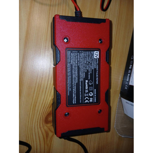 Зарядний пристрій для автомобільного акумулятора XJB1210-2 12V 10A / 14.6V LiFePo4 (17121) Зарядний пристрій для автомобільного акумулятора XJB1210-2 12V 10A / 14.6V LiFePo4 (17121)