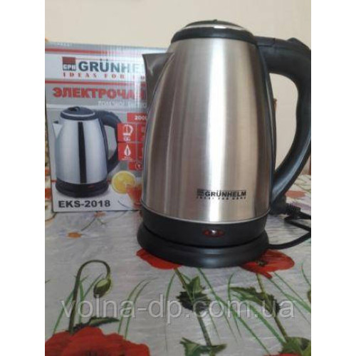 Електрочайник Grunhelm EKS-2018