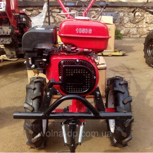 Мотоблок FORTE 1050G NEW, колеса 8", 7 к.с., червоний Мотоблок FORTE 1050G NEW, колеса 8", 7 к.с., червоний