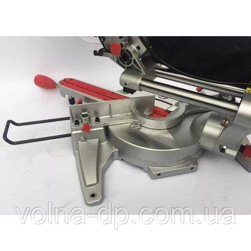 Торцювальна пила з протяжкою Forte MS-255 SL 2 кВт 255 мм (77400) Торцювальна пила з протяжкою Forte MS-255 SL 2 кВт 255 мм (77400)