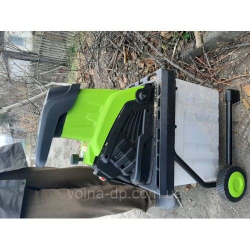 Подрібнювач гілок GRUNHELM ES-28В Подрібнювач гілок GRUNHELM ES-28В