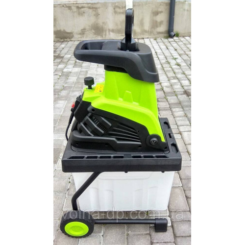 Подрібнювач гілок GRUNHELM ES-28В Подрібнювач гілок GRUNHELM ES-28В