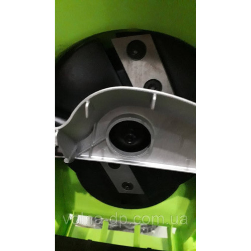 Ізмельник садовий GRUNHELM ES-24 Ізмельник садовий GRUNHELM ES-24