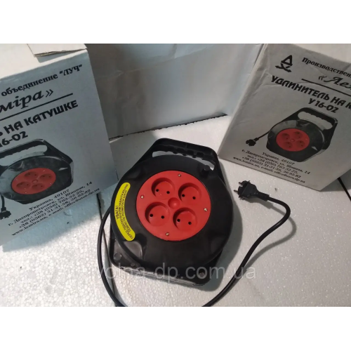 Подовжувач на котушці Леміра У16-01, (ПВС, 2х2,5, без Т/З, 30 м) переноска Подовжувач на котушці Леміра У16-01, (ПВС, 2х2,5, без Т/З, 30 м) переноска